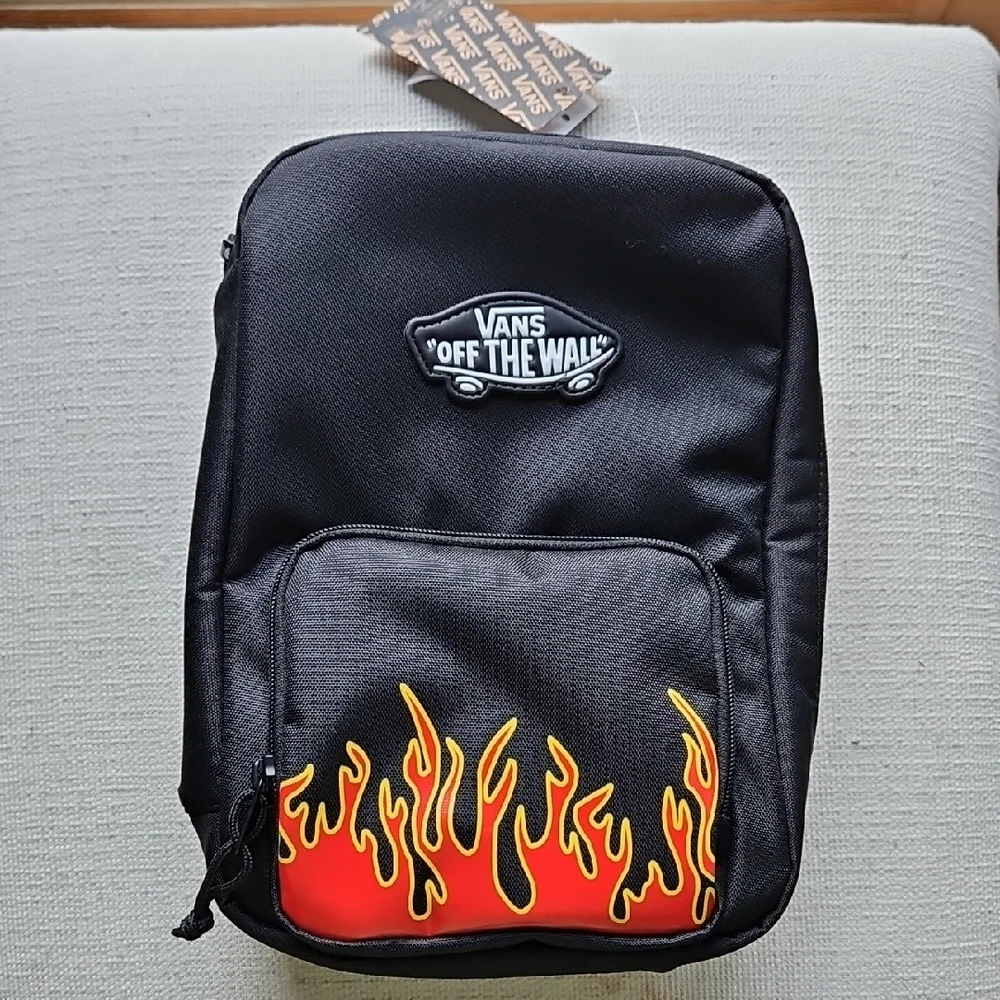 Vans Lunch Bag - Picture 1 of 16